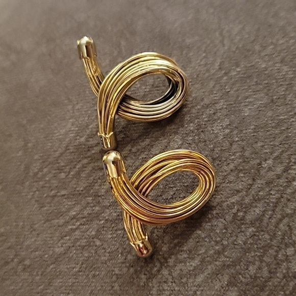 VTG Goldtone Twisted Sculptural Rope Chunky Mod Statement Post Earrings - Picture 2 of 3